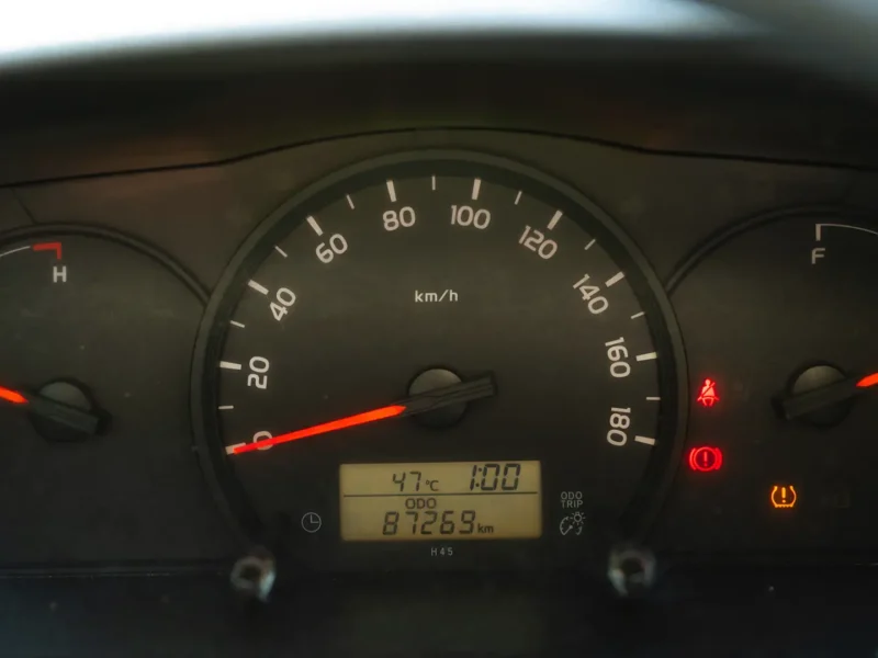 2024 Toyota Hiace GL Standard Roof 2.7L 4 Cylinders Petrol Engine White Grey Chiller Van GCC