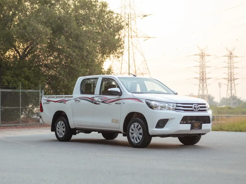2022 Toyota Hilux GLX Double Cabin 2.7L 4 Cylinders Petrol Engine White Red Pickup Truck GCC