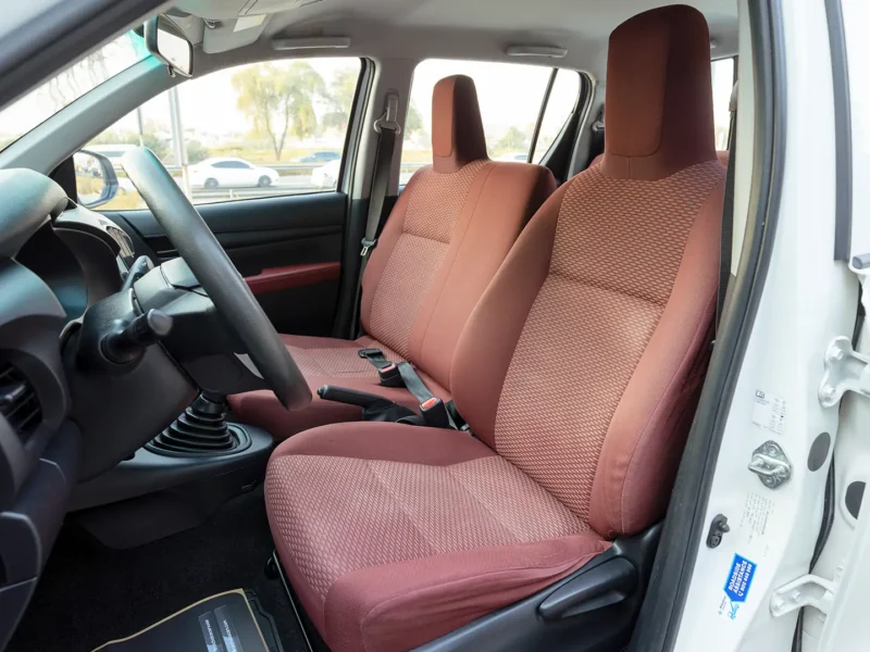 2022 Toyota Hilux GLX Double Cabin 2.7L 4 Cylinders Petrol Engine White Red Pickup Truck GCC
