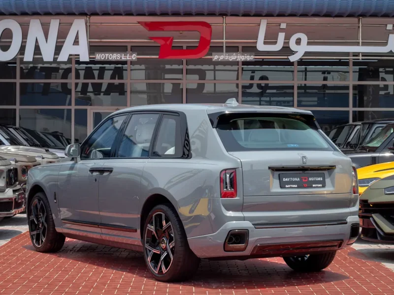 2025 Rolls-Royce Cullinan Black Badge V12 Twin-Turbo 6.75L Grey White SUV Pristine Condition