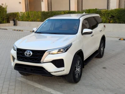 2022 Toyota Fortuner GXR 2.8 Litres 4 Cylinders Diesel Engine White Beige SUV GCC Specs