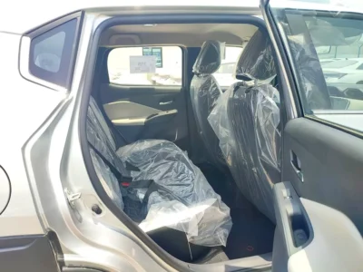 2026 Nissan Magnite SV 1.0 Litres 3 Cylinders Petrol Engine Silver Black Crossover Full Option