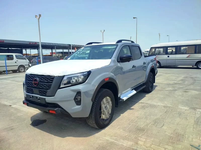 2026 Nissan Navara PRO-4X 2.5 Litres 4 Cylinders Diesel Engine Grey Black Pickup Truck