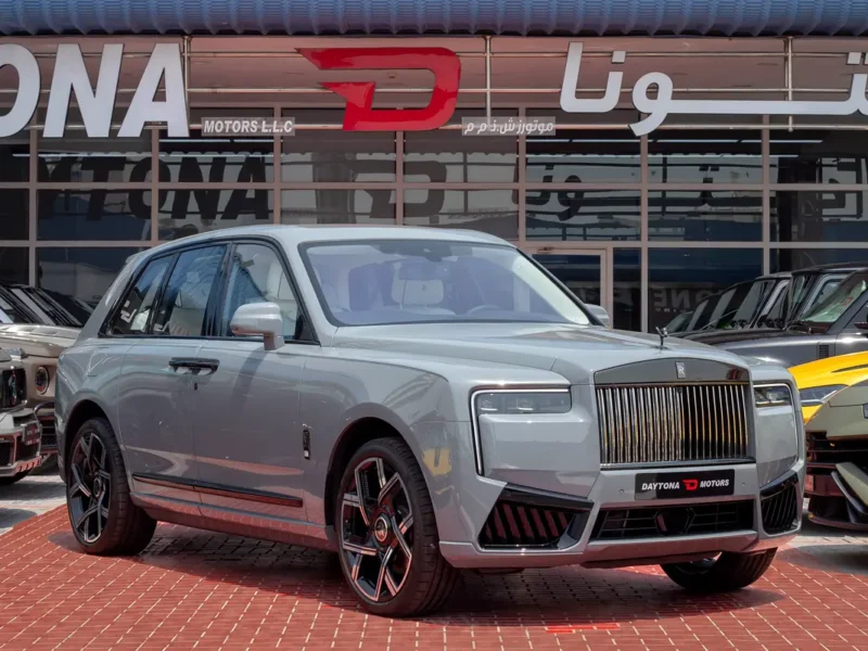 2025 Rolls-Royce Cullinan Black Badge V12 Twin-Turbo 6.75L Grey White SUV Pristine Condition