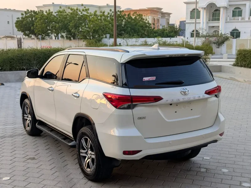2022 Toyota Fortuner GXR 2.8 Litres 4 Cylinders Diesel Engine White Beige SUV GCC Specs