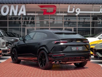 2022 Lamborghini Urus Standard 4.0 Litres V8 Twin-Turbo Petrol Engine Black Brown SUV
