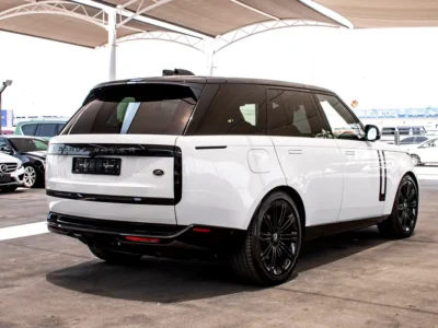 2023 Land Rover Range Rover P530 Autobiography 4.4L Twin-Turbo V8 Engine White Black SUV