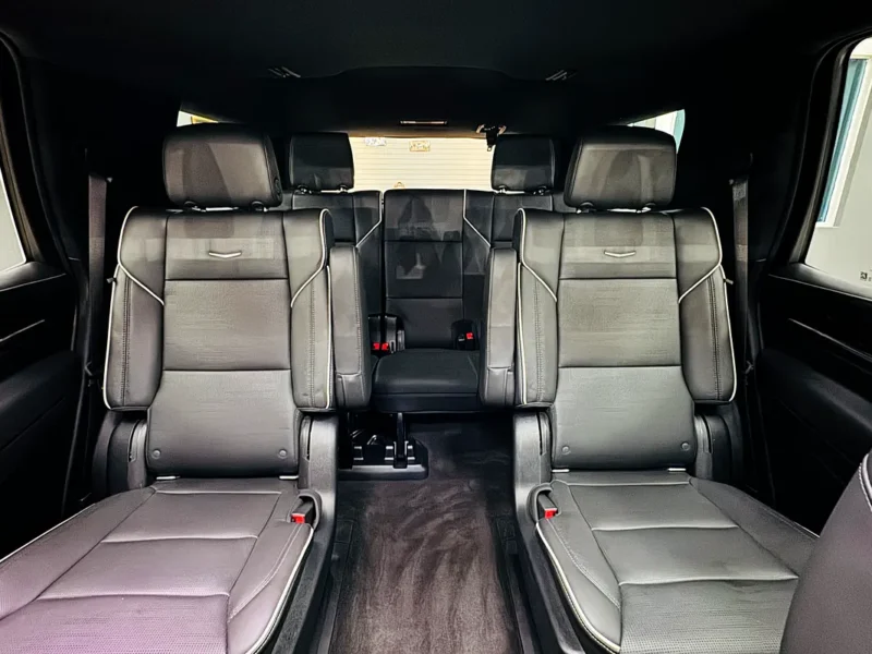2022 Cadillac Escalade Platinum Luxury 6.2 Litres V8 Petrol Engine Black SUV Automatic
