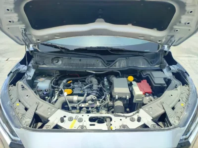 2026 Nissan Magnite SV 1.0 Litres 3 Cylinders Petrol Engine Silver Black Crossover Full Option