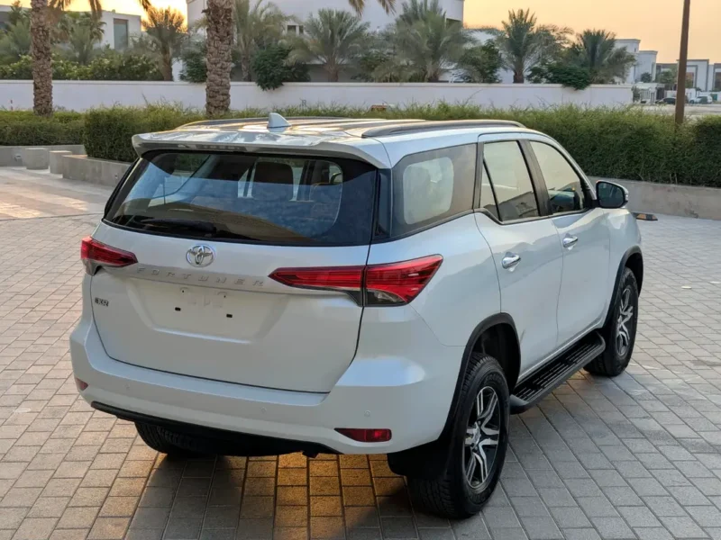 2024 Toyota Fortuner EXR 2.7 Litres 4-Cylinder Petrol Engine White Beige SUV GCC Specs