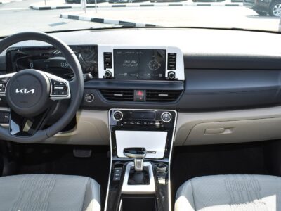 2024 Kia Seltos 2.0 Litres 4-Cylinder Petrol Engine White Beige SUV GCC Specs Automatic