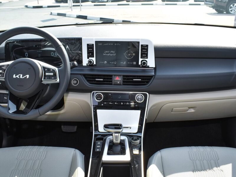 2024 Kia Seltos 2.0 Litres 4-Cylinder Petrol Engine White Beige SUV GCC Specs Automatic
