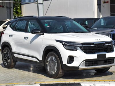 2024 Kia Seltos 2.0 Litres 4-Cylinder Petrol Engine White Beige SUV GCC Specs Automatic