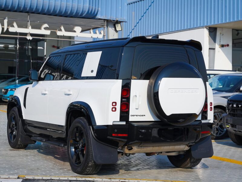 2024 Land Rover Defender 3.0L turbo Six-Cylinder Petrol Engine White Tan SUV Automatic