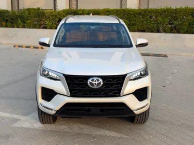 2024 Toyota Fortuner EXR 2.7 Litres 4-Cylinder Petrol Engine White Beige SUV GCC Specs