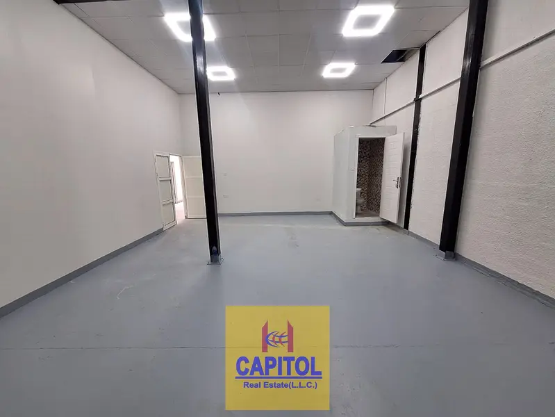 590 sqft Economical Storage Warehouse in Al Quoz Industrial 4 without Ejari
