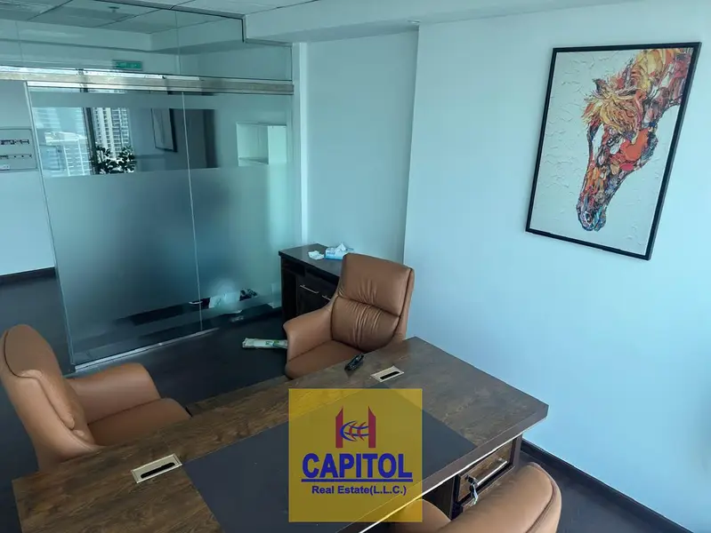 661 sqft Direct from Owner BEAUTIFUL FURNISHED OFFICE WITH OWN WASHROOM AND PANTRY