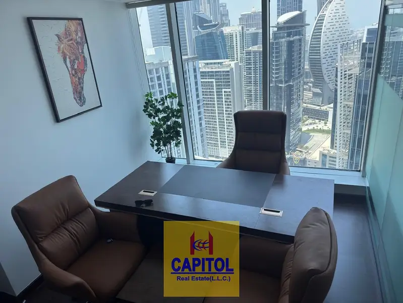 661 sqft Direct from Owner BEAUTIFUL FURNISHED OFFICE WITH OWN WASHROOM AND PANTRY