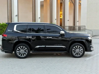 2014 Toyota Land Cruiser GXR Facelifted 2026 4.0L V6 Petrol Engine Black Beige SUV GCC