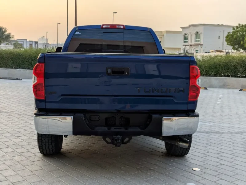 2014 Toyota Tundra SR5 8 Cylinders Petrol Engine Blue Beige Pickup Truck Automatic US Specs
