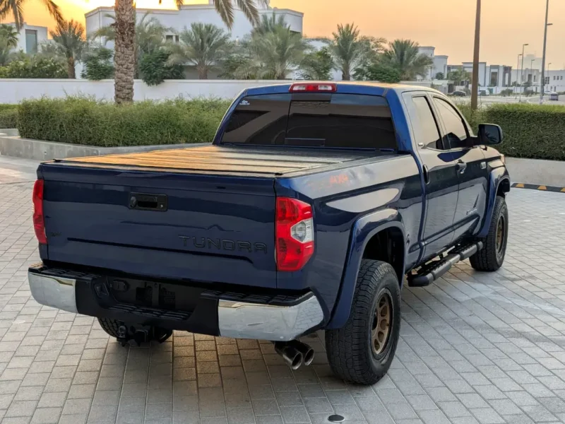 2014 Toyota Tundra SR5 8 Cylinders Petrol Engine Blue Beige Pickup Truck Automatic US Specs