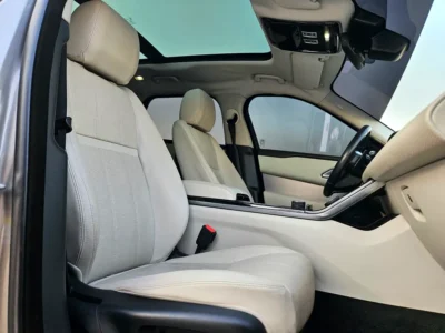 2018 Land Rover Range Rover Velar P250 S 2.0L 4 Cylinders Petrol Engine Silver Beige SUV GCC
