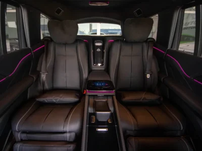 2023 Mercedes-Benz GLS-Class V8 4.0L Twin Turbo Engine White Black SUV Japanese Specs