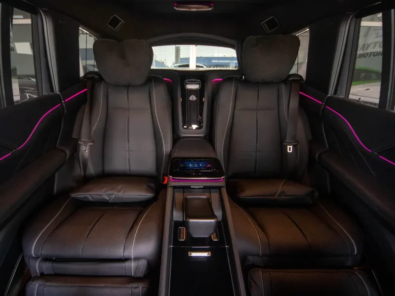 2023 Mercedes-Benz GLS-Class V8 4.0L Twin Turbo Engine White Black SUV Japanese Specs