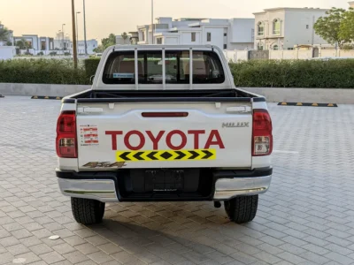 2024 Toyota Hilux Double Cab GLX 2.4L 4 Cylinders Petrol Engine White Maroon Pickup Truck