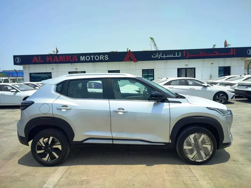 2026 Nissan Magnite SV 1.0 Litres 3 Cylinders Petrol Engine Silver Black Crossover Full Option