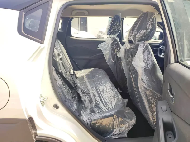 2025 Nissan Magnite S 1.0 Litres 3 Cylinders Petrol Engine White Black Crossover Full Option