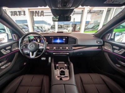 2023 Mercedes-Benz GLS-Class V8 4.0L Twin Turbo Engine White Black SUV Japanese Specs