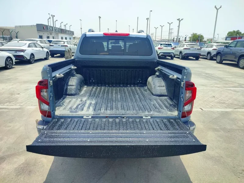 2026 Nissan Navara PRO-4X 2.5 Litres 4 Cylinders Diesel Engine Grey Black Pickup Truck