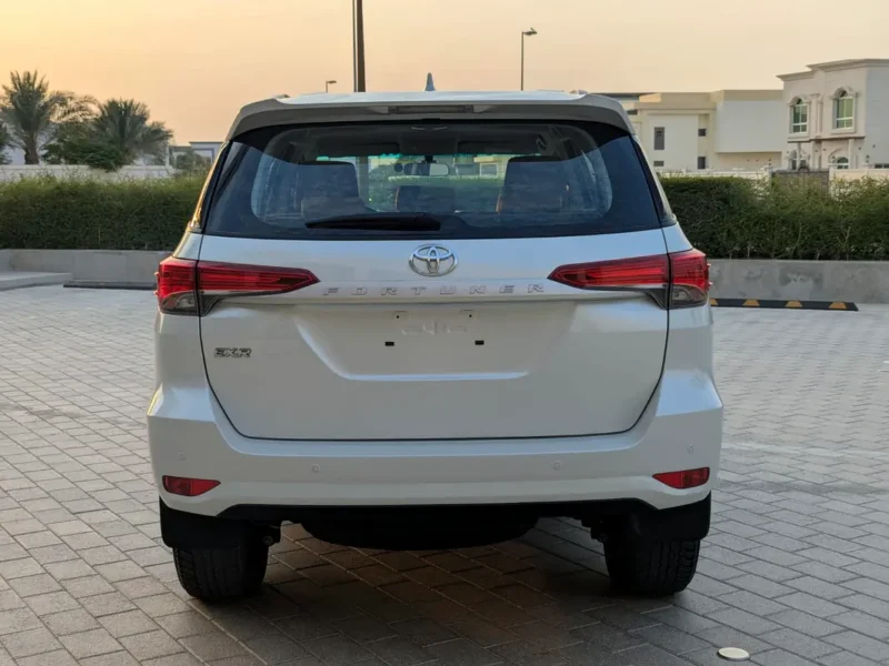 2024 Toyota Fortuner EXR 2.7 Litres 4-Cylinder Petrol Engine White Beige SUV GCC Specs