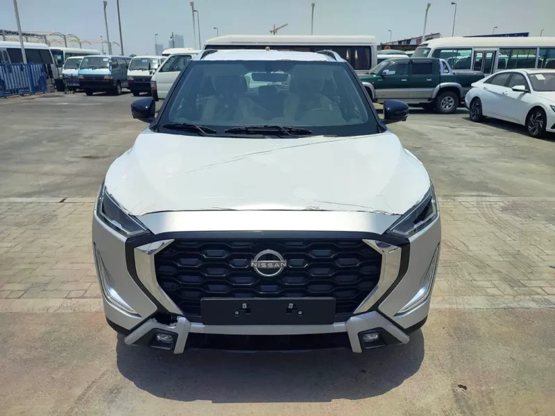2026 Nissan Magnite SV 1.0 Litres 3 Cylinders Petrol Engine Silver Black Crossover Full Option