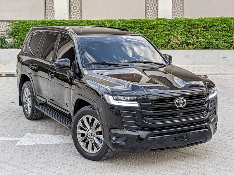 2009 Toyota Land Cruiser GXR FACELIFTED 2025 4.0 Litres V6 Engine Black Beige SUV GCC Specs