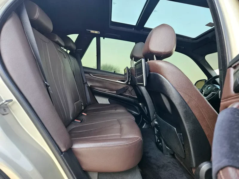 2015 BMW X5 xDrive35i 3.0L inline-6 TwinPower Turbo Engine Silver Brown SUV GCC Specs