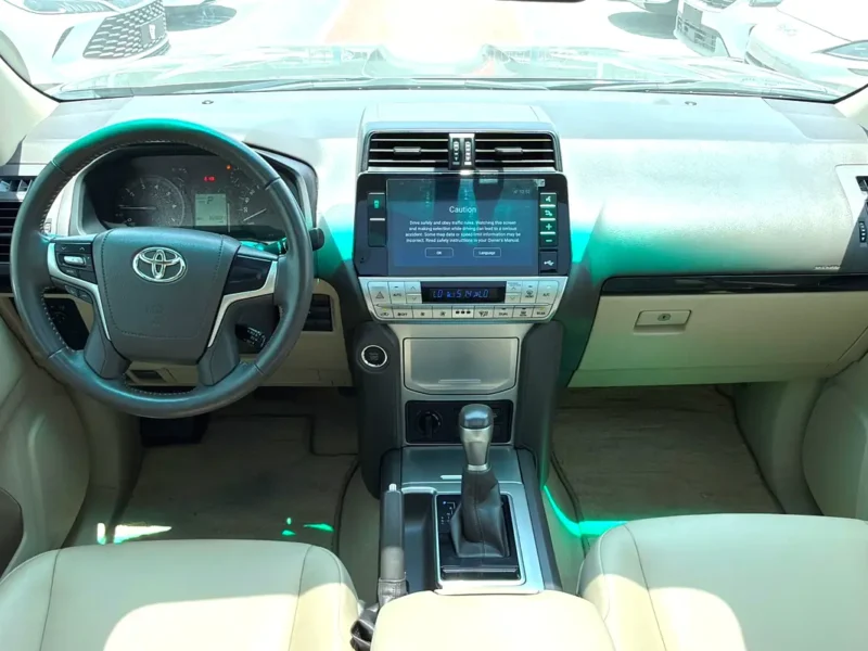 2022 Toyota Prado TXL 4.0 Litres V6 Petrol Engine Grey Beige SUV GCC Specs Excellent Condition