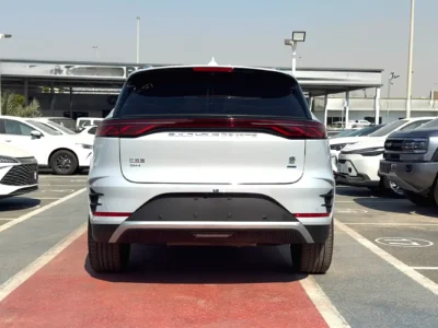 2025 BYD Tang Flagship Plug-in Hybrid 4 Cylinders Engine White SUV Chinese Specs Automatic