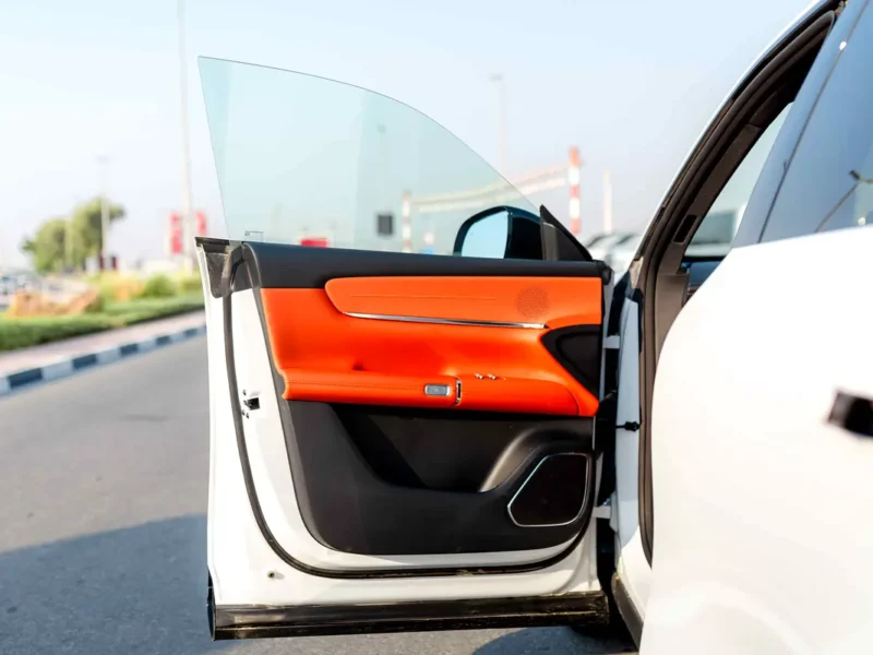 2025 Changan Nevo Q07 Premium 1.5 Plug-In Hybrid 4 Cylinders Engine White Orange SUV