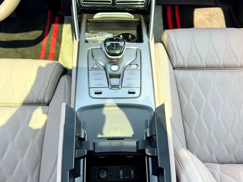 2025 BYD Tang Flagship Plug-in Hybrid 4 Cylinders Engine Black White SUV Chinese Specs