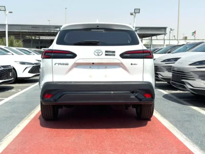 2026 Toyota Frontlander 2.0-liter Hybrid 4 Cylinders Engine White Black SUV Chinese Specs