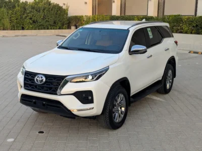 2023 Toyota Fortuner VXR 2.8 Litres V4 Diesel Engine White Tan SUV GCC Specs Full Option