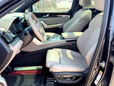 2025 BYD Tang Flagship Plug-in Hybrid 4 Cylinders Engine Black White SUV Chinese Specs