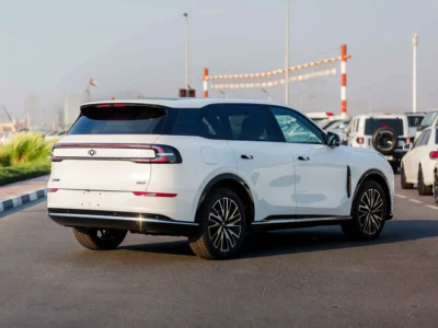 2025 Changan Nevo Q07 Premium 1.5 Plug-In Hybrid 4 Cylinders Engine White Orange SUV