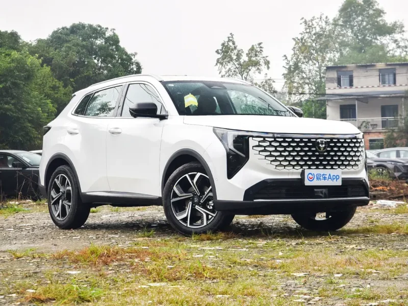 2026 Changan CS55 Plus Premium 4 Cylinders Petrol Engine White Black SUV Chinese Specs