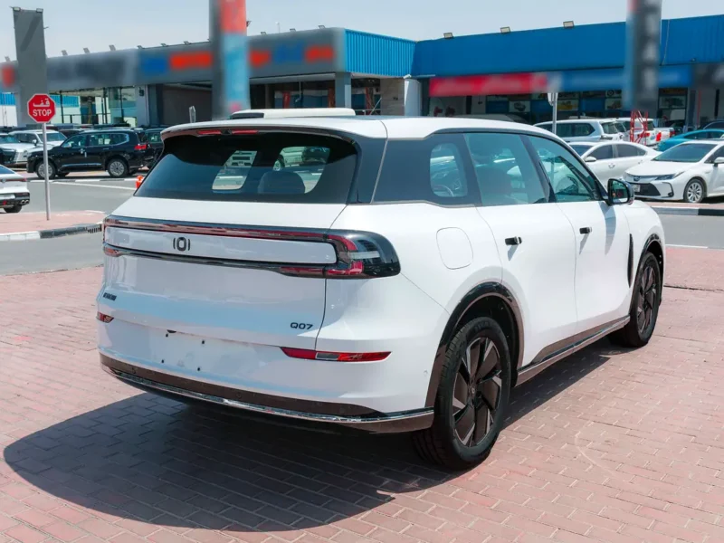2025 Changan Nevo Q07 1.5 Plug-In Hybrid 4 Cylinders Engine White Orange SUV Chinese Specs