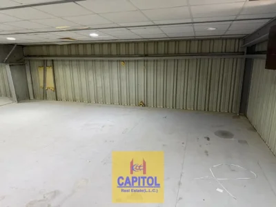 1,150 sqft SPACIOUS AND RELIABLE STORAGE UNIT ON THE MEZZANINE FLOOR IDEAL FOR STORAGE