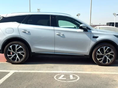2025 BYD Tang Flagship Plug-in Hybrid 4 Cylinders Engine White SUV Chinese Specs Automatic