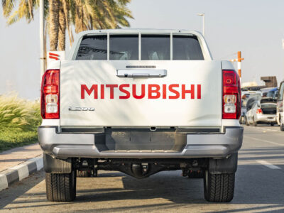 2025 Mitsubishi L200 2.4L 4-Cylinder MIVEC Petrol Engine White Black Pickup Truck GCC Specs